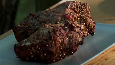 ролл с пастромой