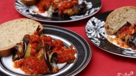 роллатини из баклажанов с сыром