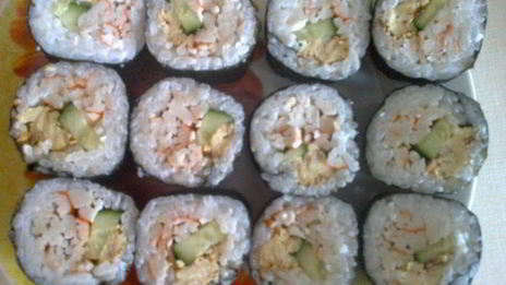 роллы и гунканы