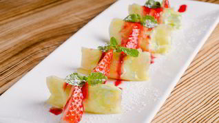 Роллы из ананаса