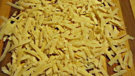 роллы из баклажанов со спагетти