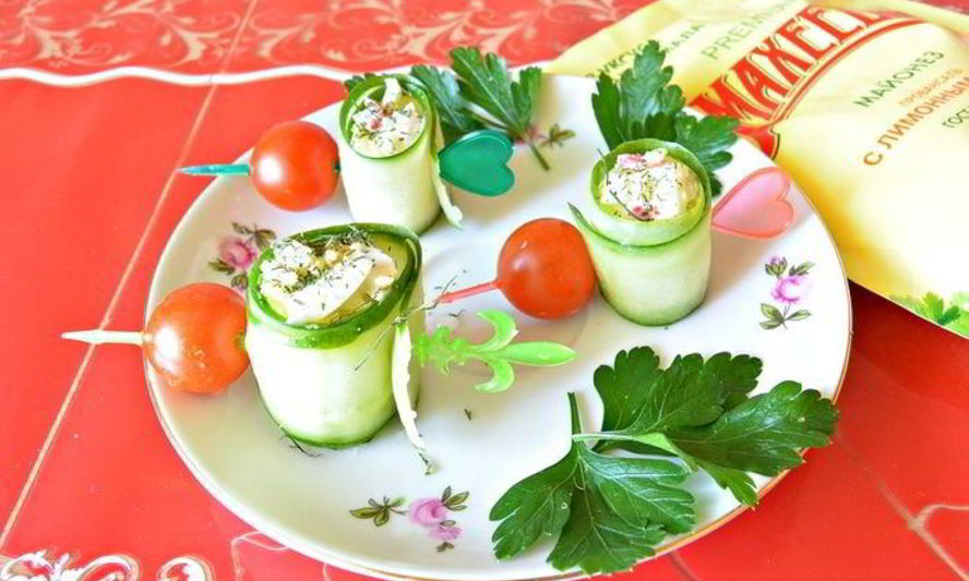 Рецепт роллов из огурца с крабовыми палочками