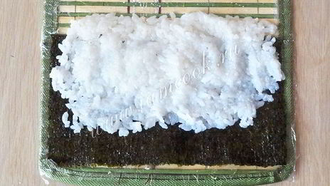 роллы с крабовыми палочками