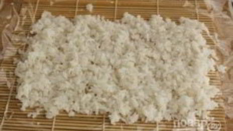 роллы с кунжутом