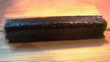 роллы с семгой и авокадо