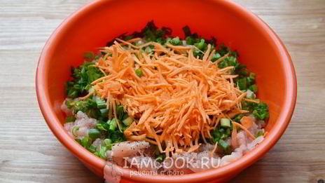 спринг роллы с курицей