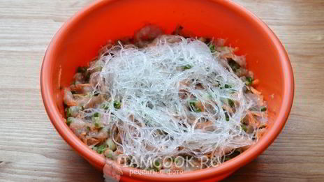 спринг роллы с курицей