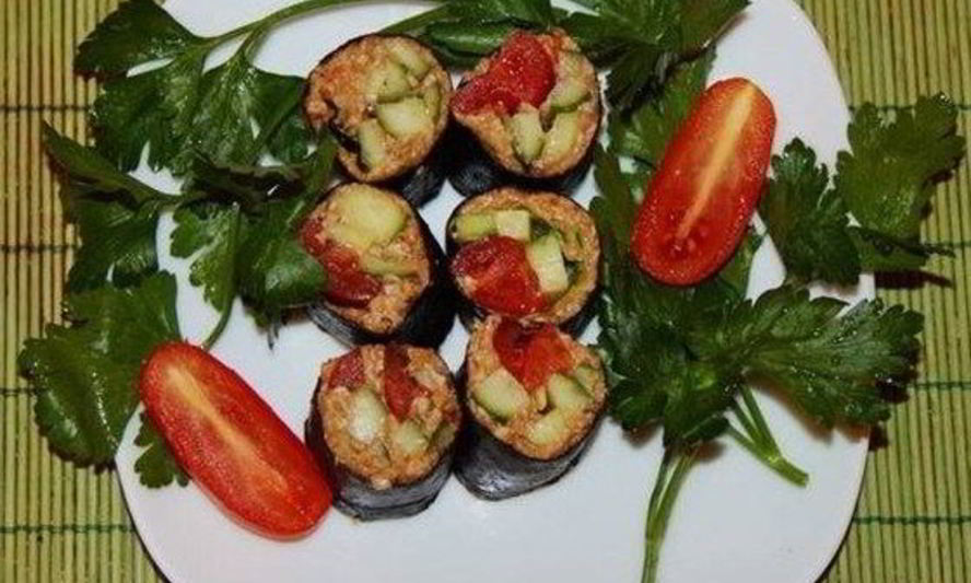 Рецепт сыроедческих роллов с семечками и авокадо