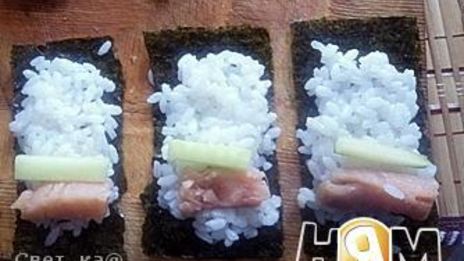 запеченные роллы с красной рыбой