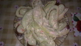 Кабачковый рулет с креветками