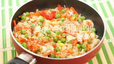 капустные рулетики в омлете