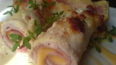 куриные рулетики под соусом