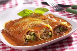 Макаронные рулетики