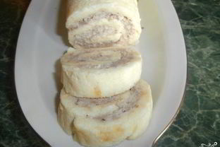 Мясной рулет из фарша в духовке