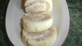 Мясной рулет из фарша в духовке