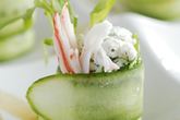 Огуречные рулеты с крабовыми палочками