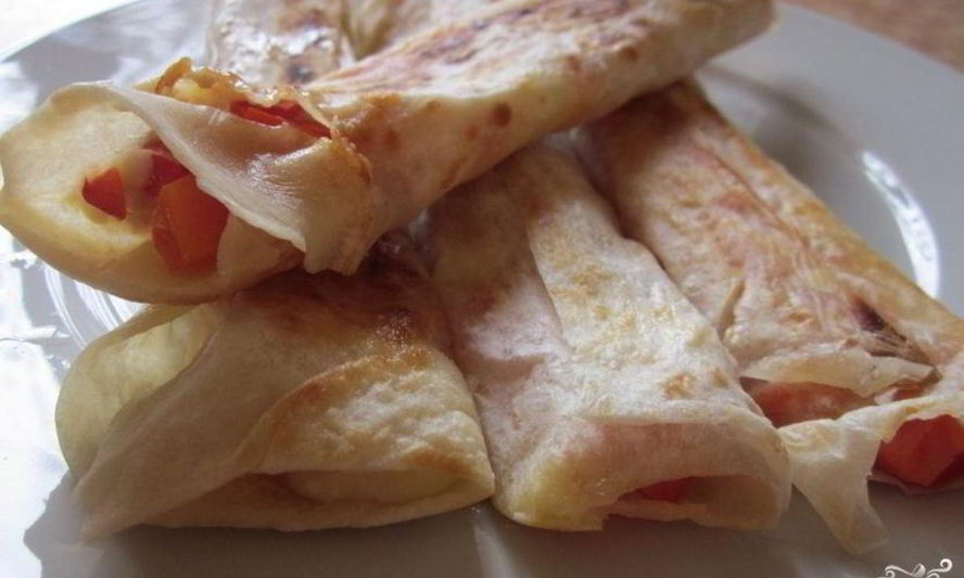 Рецепт постных рулетов из лаваша