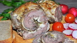 Рулет из говяжьей брюшины