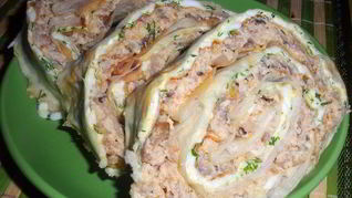 Рулет из лаваша с курочкой и грибочками