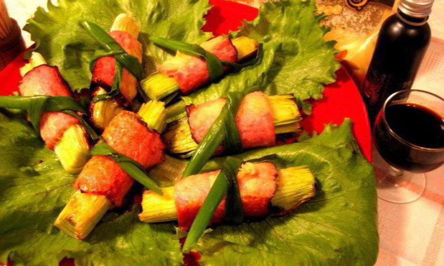 Рецепт рулетиков-букетиков под сыром джюгас