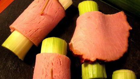 рулетики-букетики под сыром джюгас