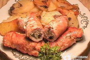 Рулетики из грудки индейки с грибами