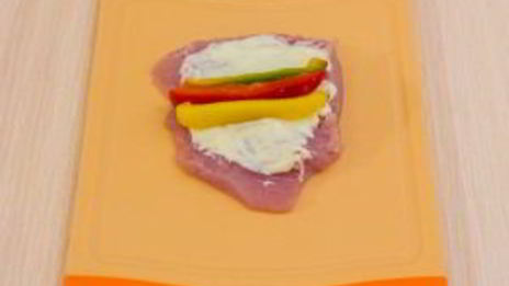 рулетики из индейки с болгарским перцем