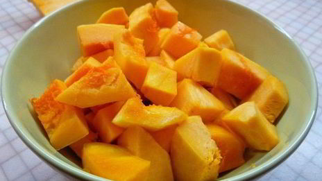 рулетики из свинины с черносливом