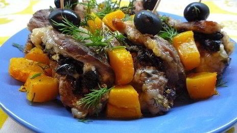 рулетики из свинины с черносливом