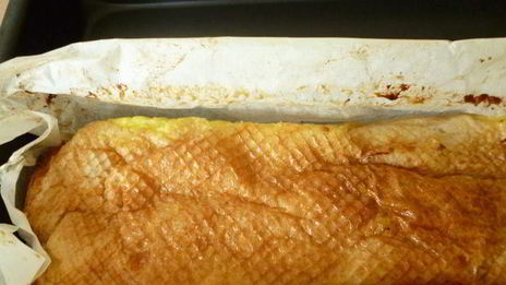 творожный рулет в вафельных коржах