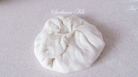 самса с мясом и помидорами