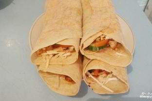 Домашняя шаурма с курицей в лаваше