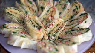 Шаурма в лаваше с курицей