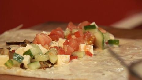 шаверма с бараниной, брынзой и баклажанами