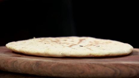 шаверма с курицей и ананасом