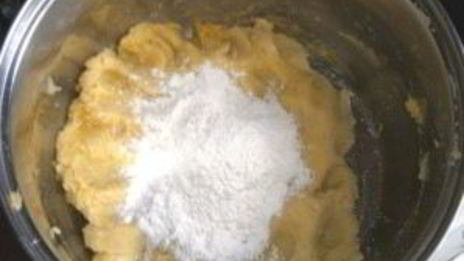 сосиски в картофельном тесте