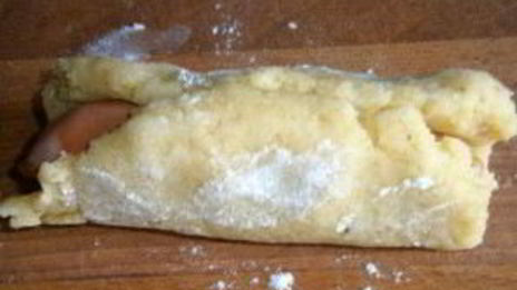 сосиски в картофельном тесте