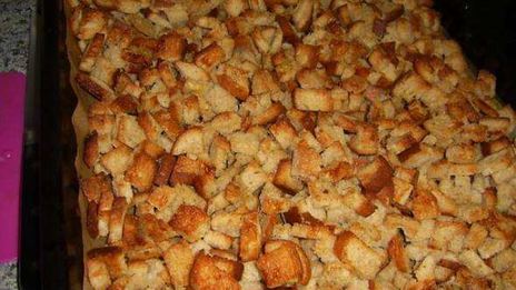 сухарики с чесноком