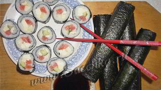 Суши с крабовыми палочками
