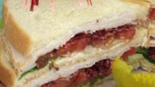 Американский Клубный сэндвич