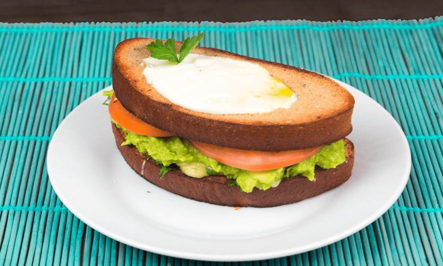 Рецепт супера сытного сэндвич на завтрак