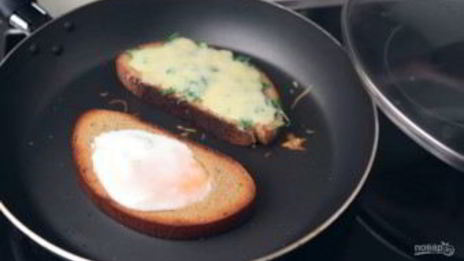 супер сытный сэндвич на завтрак