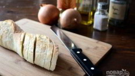 сэндвич с карамелизированным луком