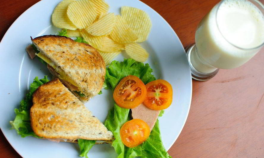 Рецепт сэндвича с колбасой