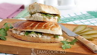 Сэндвич с тунцом