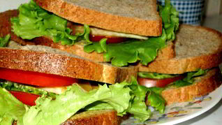 Сэндвичи с курицей и беконом