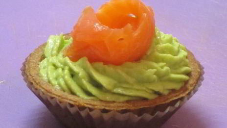 крем из авокадо в тарталетках