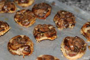 Слоеные тарталетки с грибами