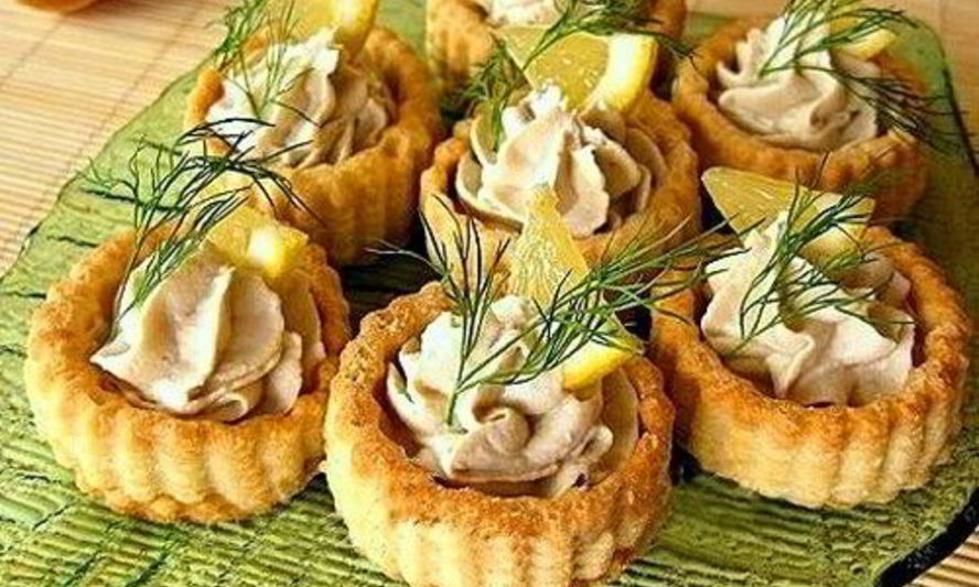 Рецепт сырных тарталеток с кунжутом