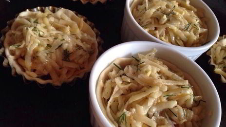 тарталетки пикничок с курицей и овощами